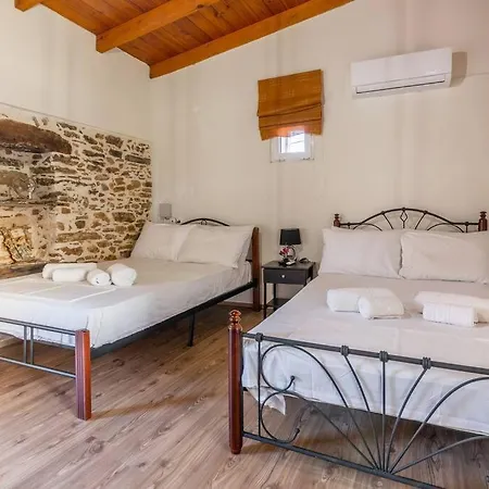 Traditional House With Private Pool Nyaraló Réthimno